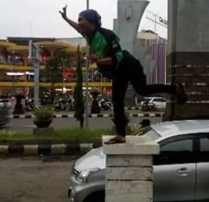 Driver ojek online alih profesi Berbagai sumber