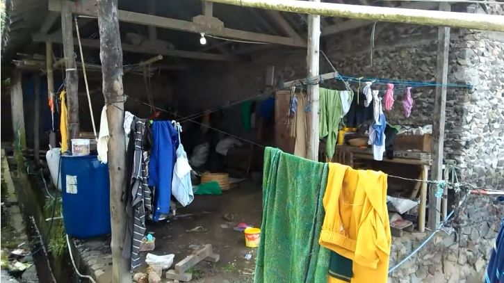 potret rumah novi listiana © berbagai sumber