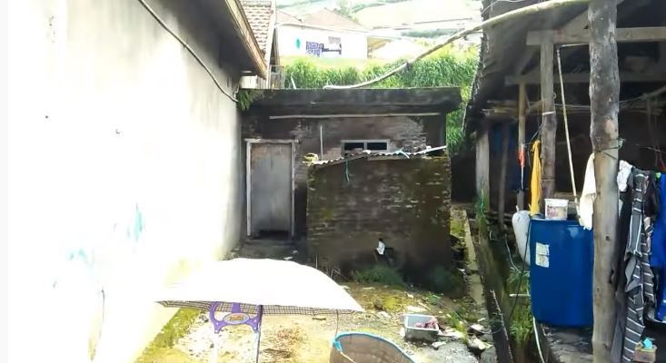 potret rumah novi listiana © berbagai sumber