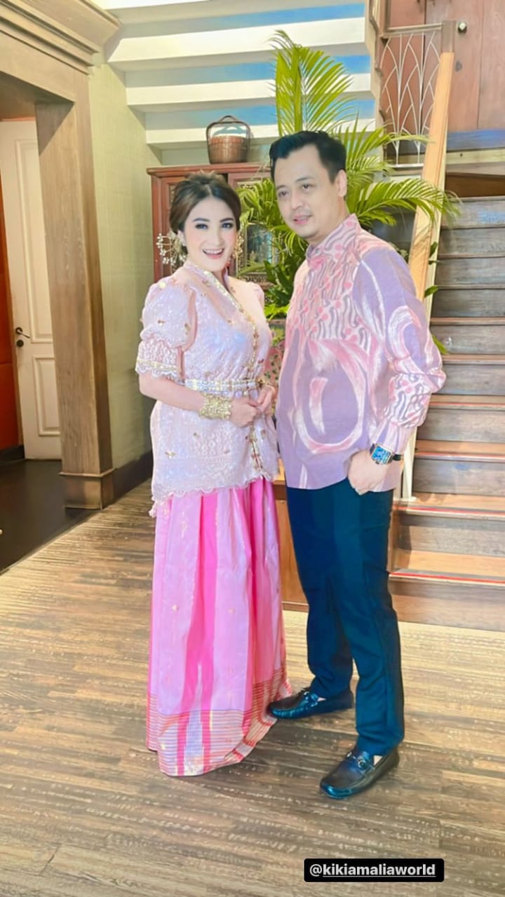 momen lamaran kiki amalia © berbagai sumber momen lamaran kiki amalia © berbagai sumber