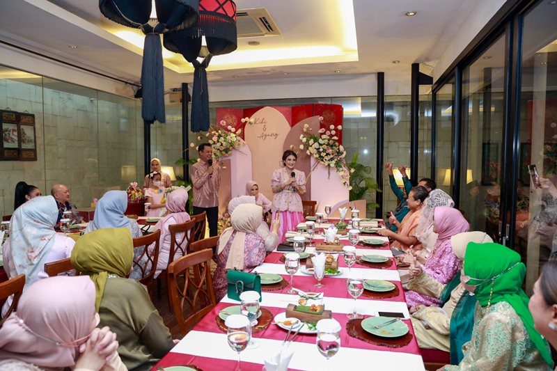 momen lamaran kiki amalia © berbagai sumber momen lamaran kiki amalia © berbagai sumber