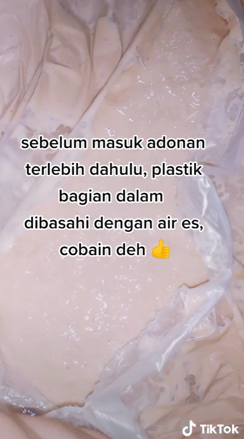 Trik agar adonan bakso tidak menempel pada plastik saat disimpan