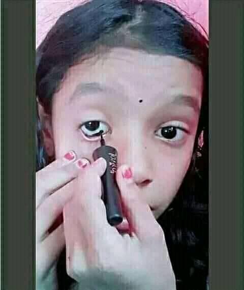 mempercantik diri nyeleneh © berbagai sumber