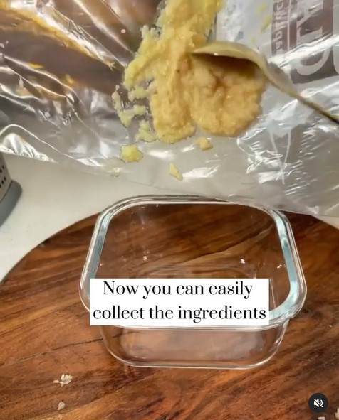 Tak perlu pisau dan blender, ini trik mudah mencincang bawang putih