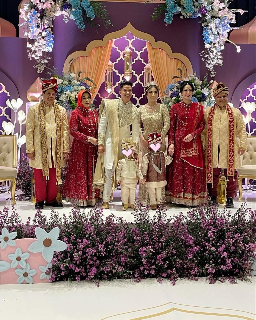 momen khitanan anak adly fairuz © instagram momen khitanan anak adly fairuz © instagram