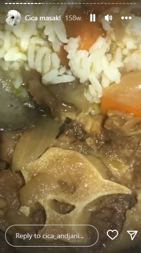 10 Masakan Cica Andjani istri Ricky Subagja, camilan hingga menu berat