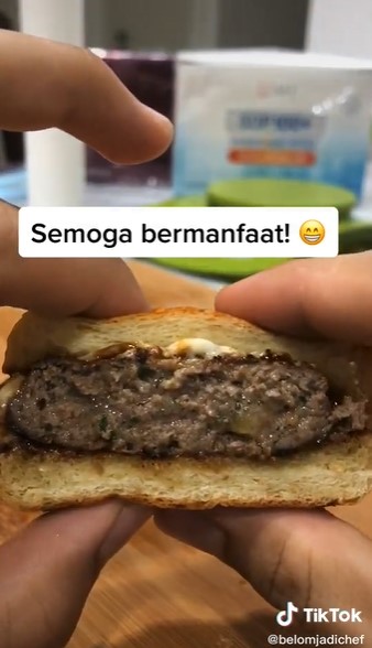 5 Cara bikin patty burger yang hasilnya gurih, juicy, dan nggak keras