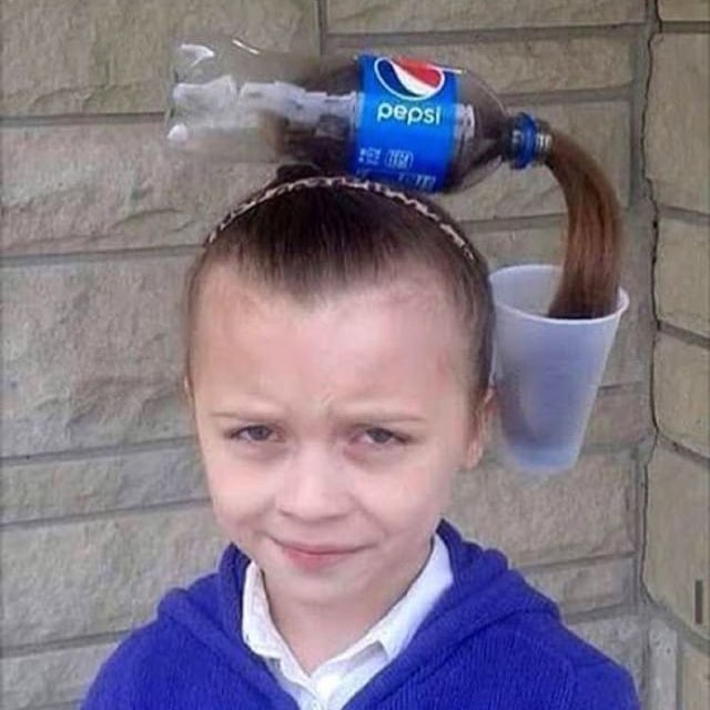 potret ikat rambut pakai benda tak biasa © berbagai sumber