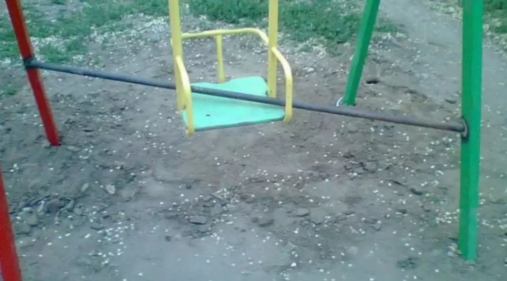 Ayunan bikin geleng kepala Berbagai sumber Ayunan bikin geleng kepala Berbagai sumber