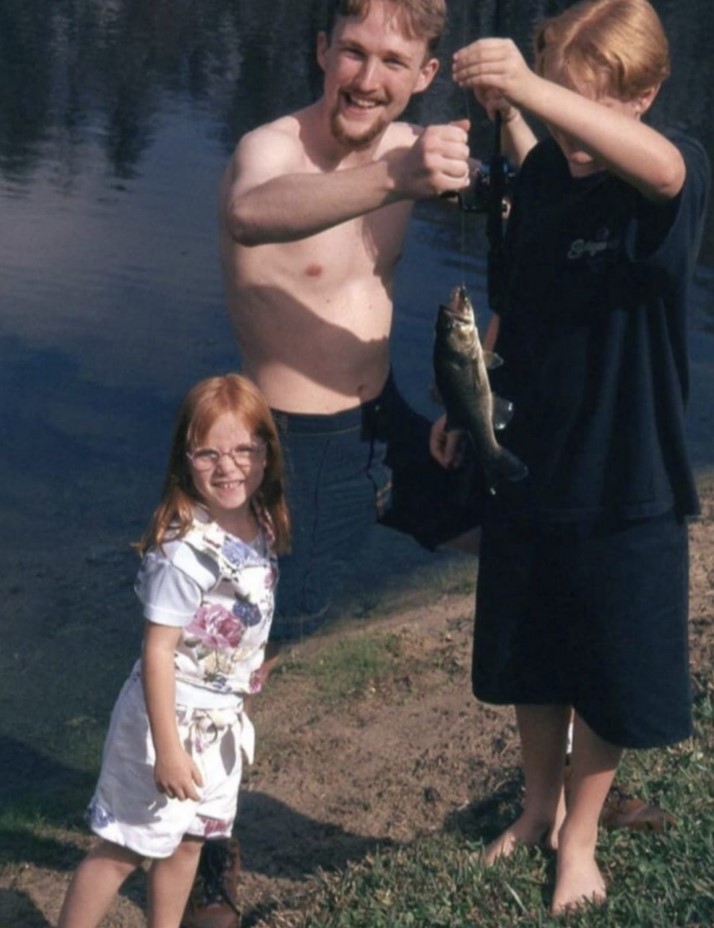 Objek seperti hilang sebagian Berbagai sumber