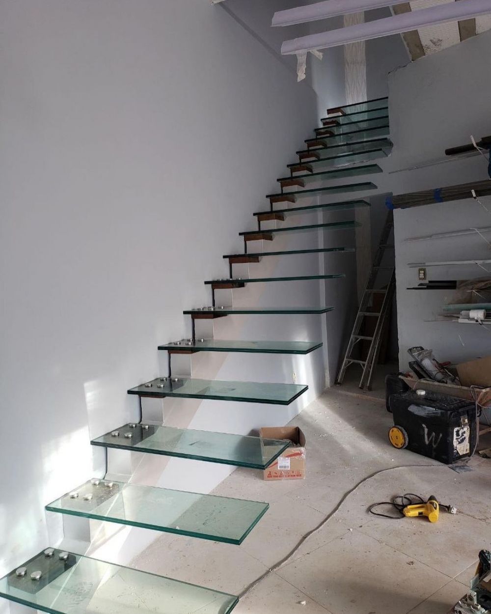 potret desain anak tangga nyeleneh © berbagai sumber