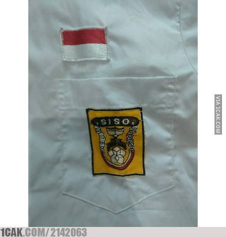 pakaian kalau salah jahit jadi nyeleneh © berbagai sumber