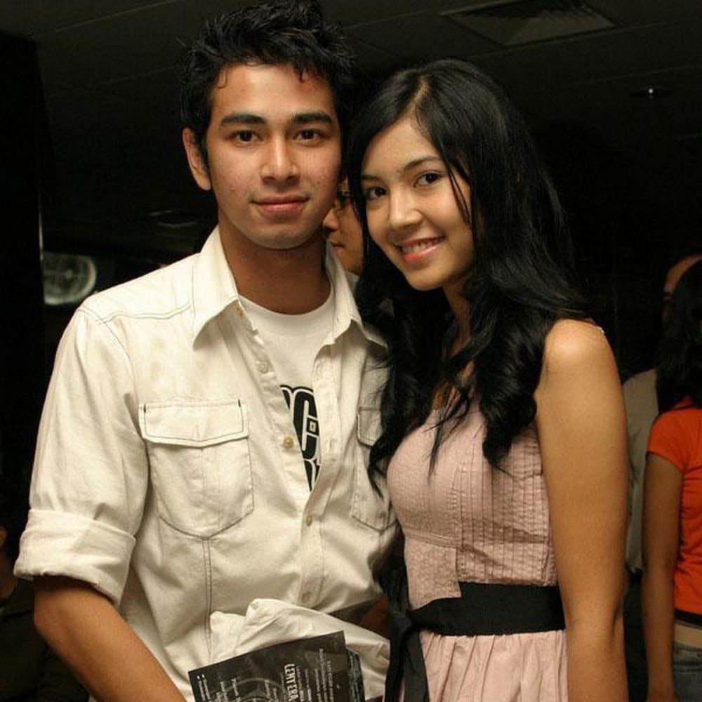 Ratna Galih mantan pacar Raffi Ahmad  © berbagai sumber
