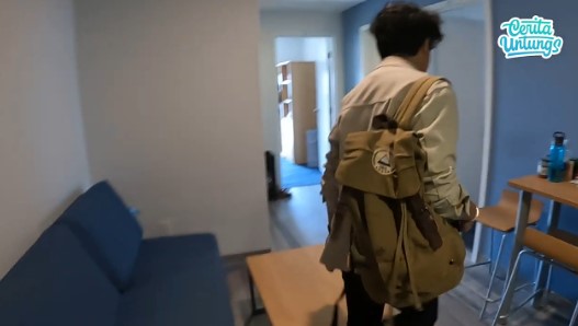 potret kos-kosan Gavin anak Arie Untung © 2022 You Tube 