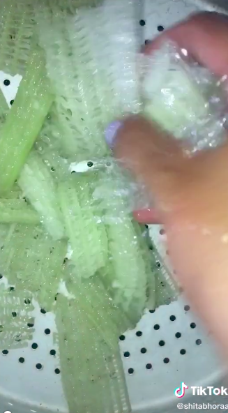 5 Cara bikin camilan renyah dari batang pisang, cocok jadi ide jualan