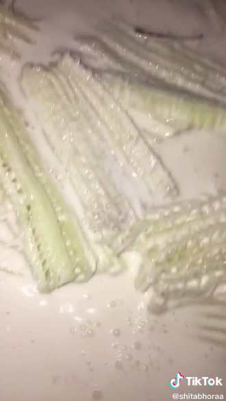 5 Cara bikin camilan renyah dari batang pisang, cocok jadi ide jualan