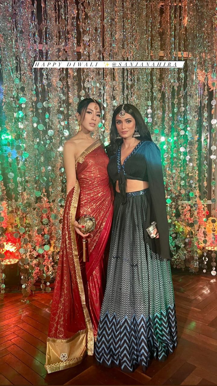 gaya seleb hadiri acara diwali © instagram