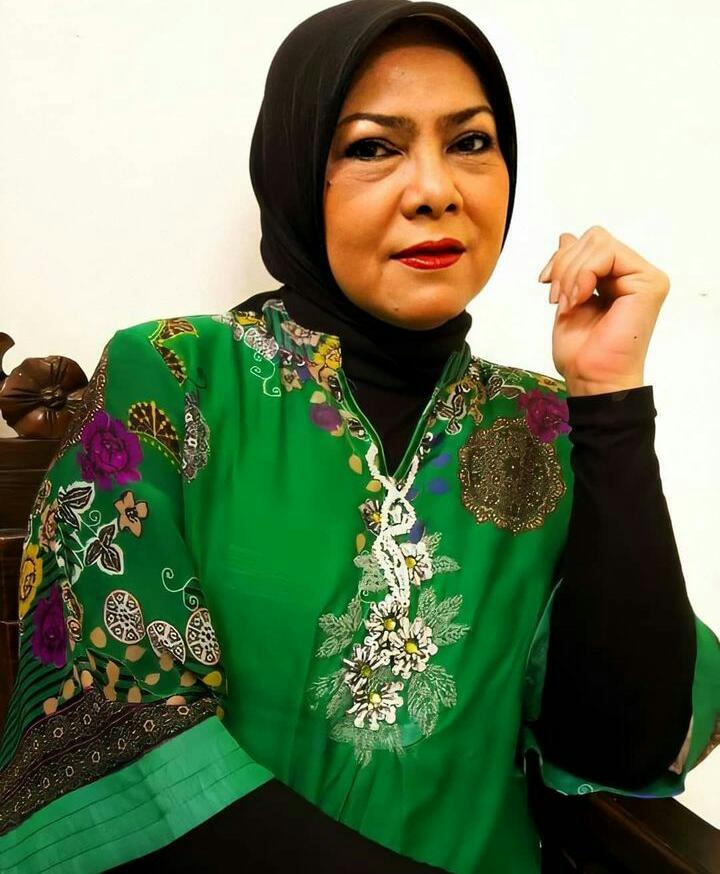 potret terbaru nenek artis top © instagram