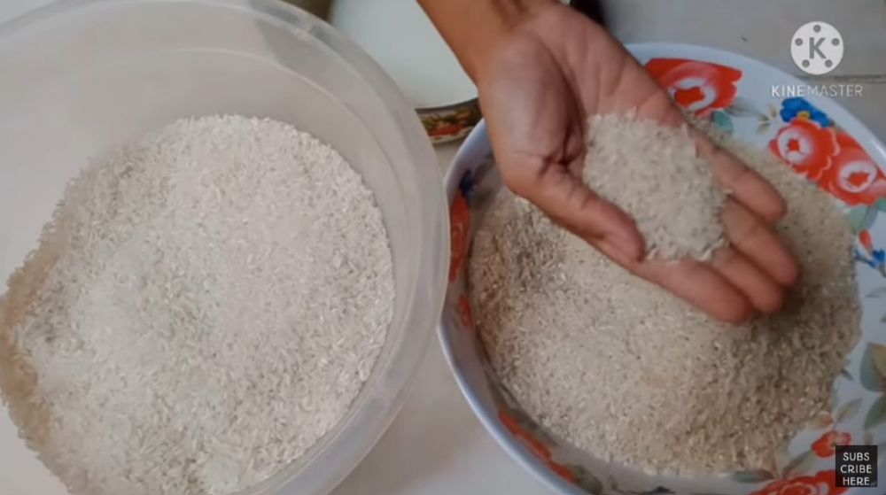 Jangan dibuang, begini trik memasak beras yang sudah bau apek
