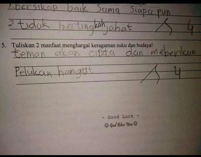pesan tersembunyi di kertas ujian lucu © berbagai sumber