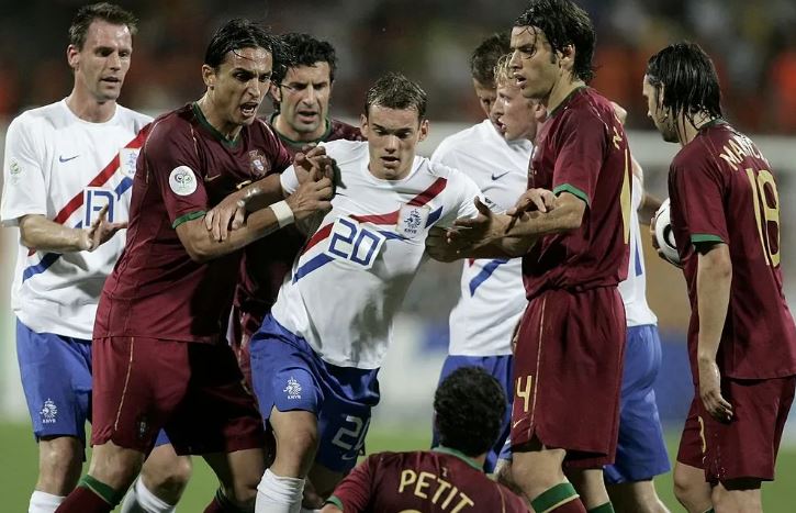 Momen kontroversial sepanjang sejarah Piala Dunia, Suarez gigit lawan