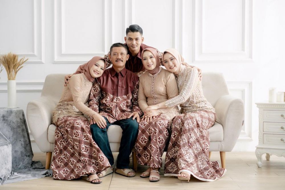 potret mesra Yeni Inka dan Khrisna Shakti © 2022 Instagram potret mesra Yeni Inka dan Khrisna Shakti © 2022 Instagram