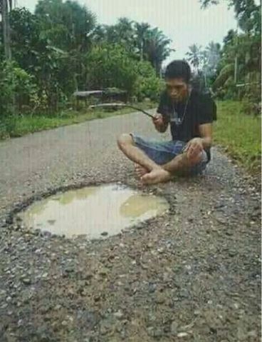 mancing tapi di sembarang tempat © berbagai sumber