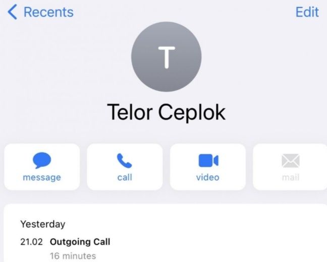 nama kontak ponsel malah absurd pol © berbagai sumber nama kontak ponsel malah absurd pol © berbagai sumber