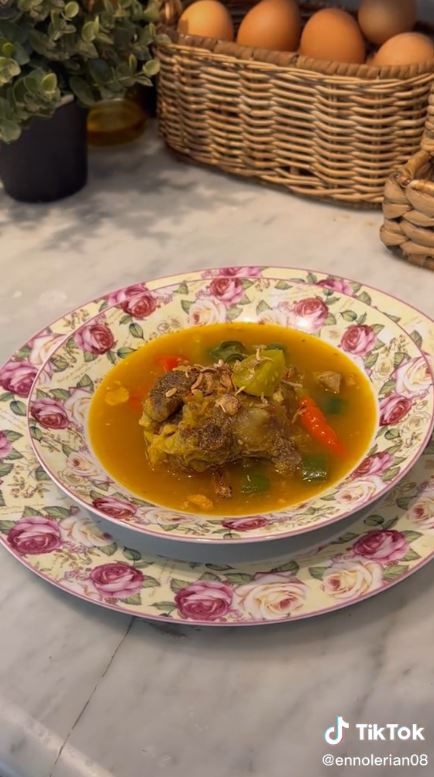 15 Inspirasi lauk sehari-hari Enno Lerian, bikin betah makan di rumah