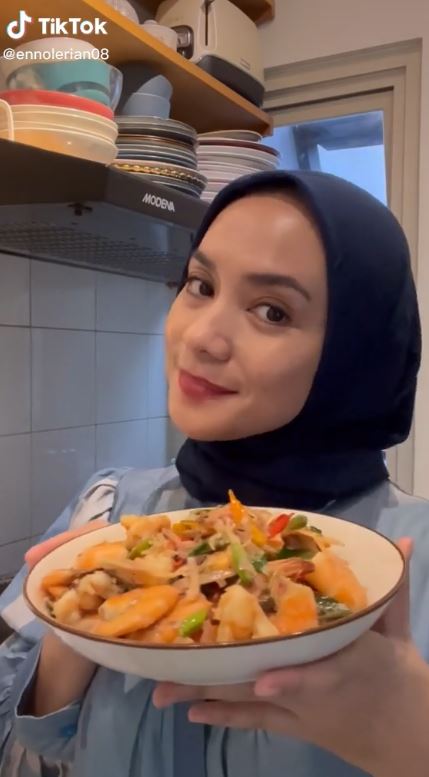 15 Inspirasi lauk sehari-hari Enno Lerian, bikin betah makan di rumah