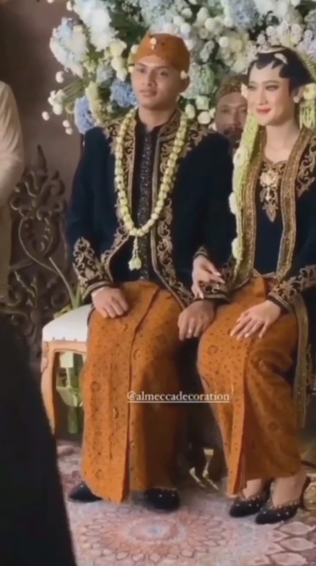 akad nikah Yeni Inka © berbagai sumber akad nikah Yeni Inka © berbagai sumber