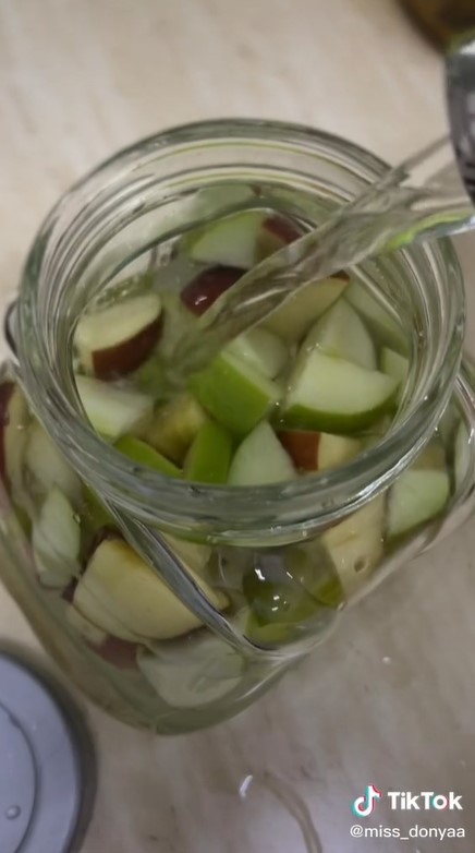 5 Cara mudah membuat cuka apel untuk dikonsumsi, dijamin antigagal