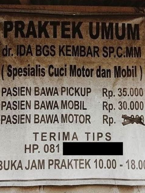 spanduk promosi cuci kendaraan nyeleneh © berbagai sumber