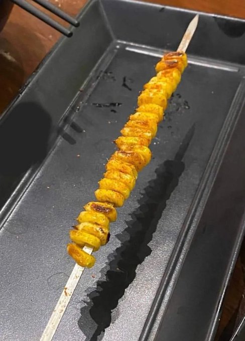 orang makan sate tingkahnya kocak © berbagai sumber orang makan sate tingkahnya kocak © berbagai sumber