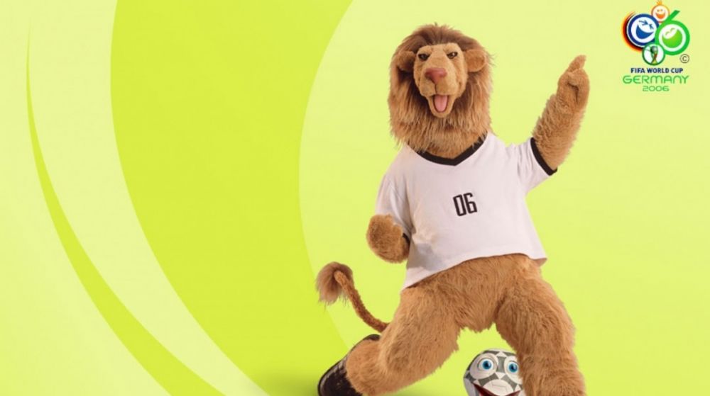 Maskot Piala Dunia dari masa ke masa, La'eeb 2022 kunjungi Surabaya