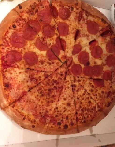 potret piza dipotong nggak simetris © berbagai sumber potret piza dipotong nggak simetris © berbagai sumber