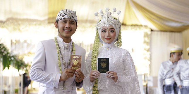 potret pedangdut wanita saat menikah © berbagai sumber