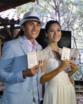 Vino G Bastian dan istri © 2022 Instagram 