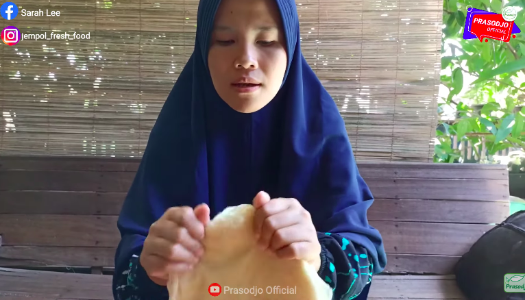 Trik mudah pisahkan lembaran kulit lumpia yang lengket, antirobek