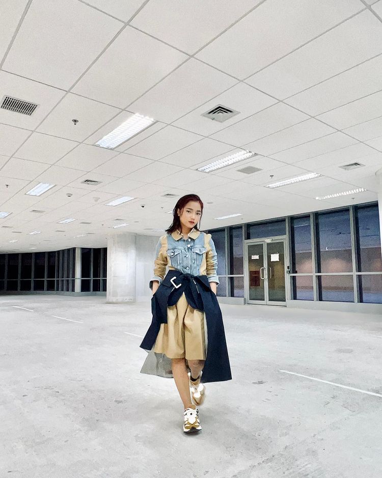 Fuji catwalk di Jakarta Fashion Week 2022 © berbagai sumber Fuji catwalk di Jakarta Fashion Week 2022 © berbagai sumber