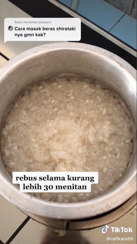 Bisa pakai kompor, ini 5 cara masak nasi shirataki tanpa ribet