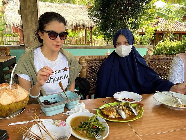 10 Makanan ini bikin Marcella Zalianty awet muda di usia 42 tahun