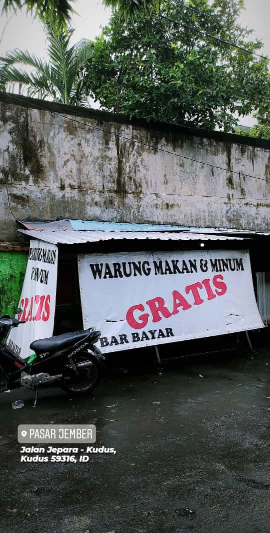 potret tulisan di spanduk promosi © berbagai sumber