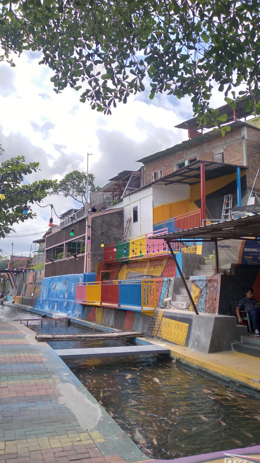 9 Foto terbaru Kampung Wisata Kali Gajah Wong, dulu kumuh kini asri