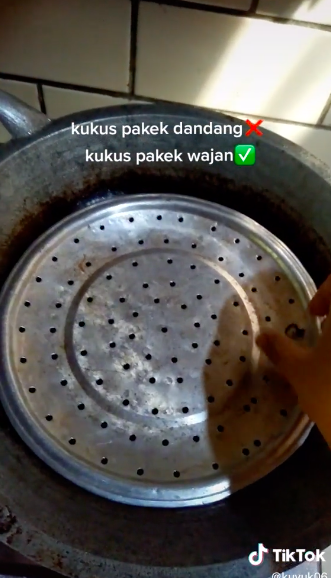 Trik mengukus makanan pakai wajan, lebih cepat matang dan hemat gas