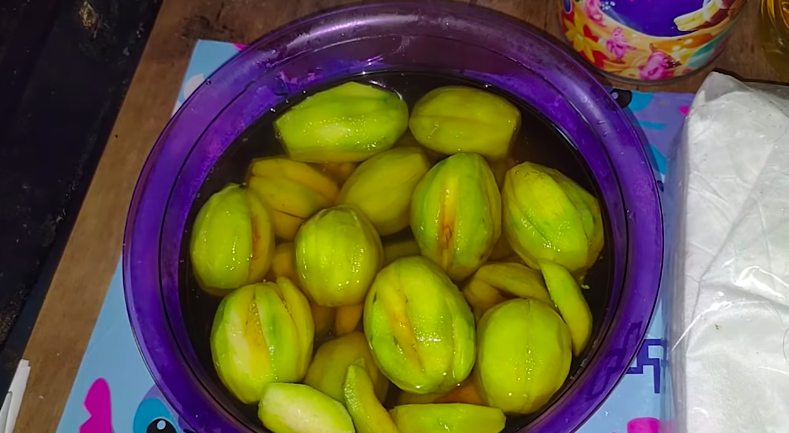 5 Cara bikin manisan kedondong, segar dan renyah tahan lama