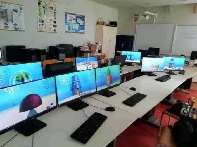 siswa praktikum © berbagai sumber