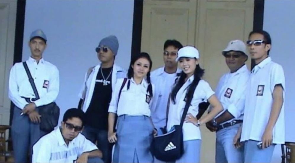 Potret lawas pedangdut saat sekolah © Instagram Potret lawas pedangdut saat sekolah © Instagram