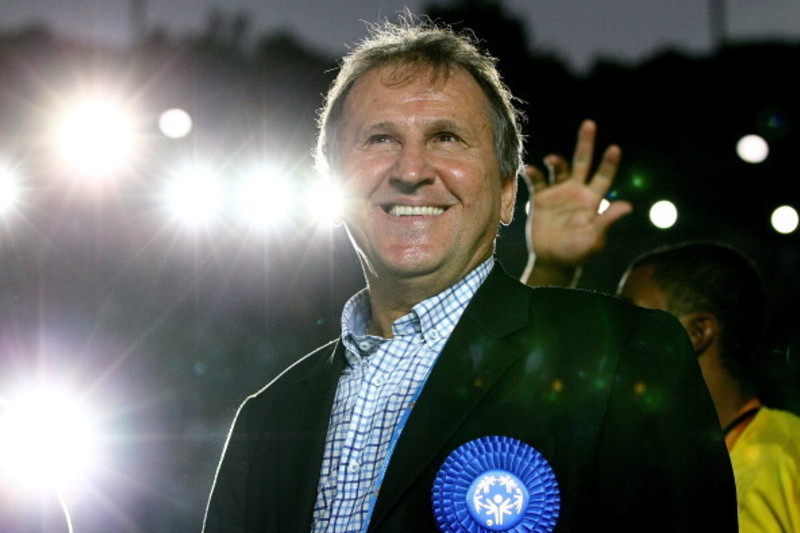 Gemilang di lapangan, 5 pesepak bola ini juga sukses jadi pejabat