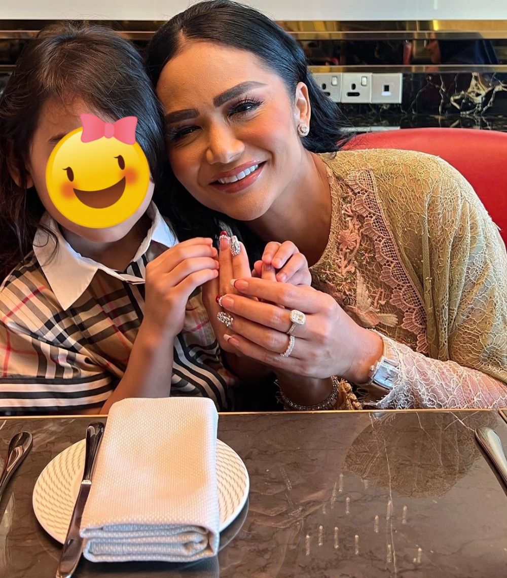 temu kangen Krisdayanti dan Siti Nurhaliza © Instagram temu kangen Krisdayanti dan Siti Nurhaliza © Instagram